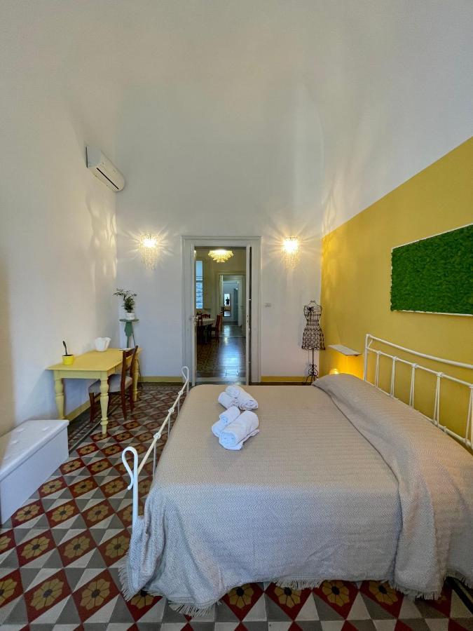 4 Balconi House-Appartamento Salentino Nel Centro Di Lecce Kültér fotó